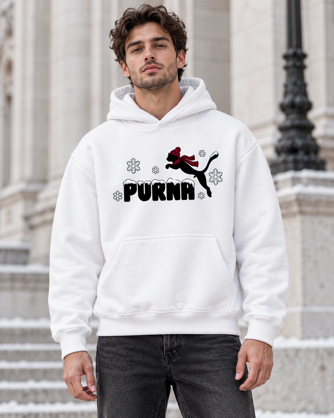 Purna Kapüşonlu Sweatshirt — mankenli konsept görsel